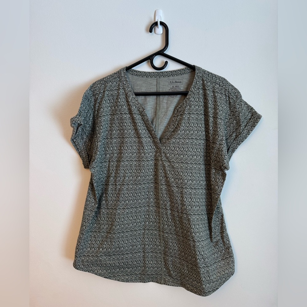 L.L. Bean Women's Green Patterned Blouse